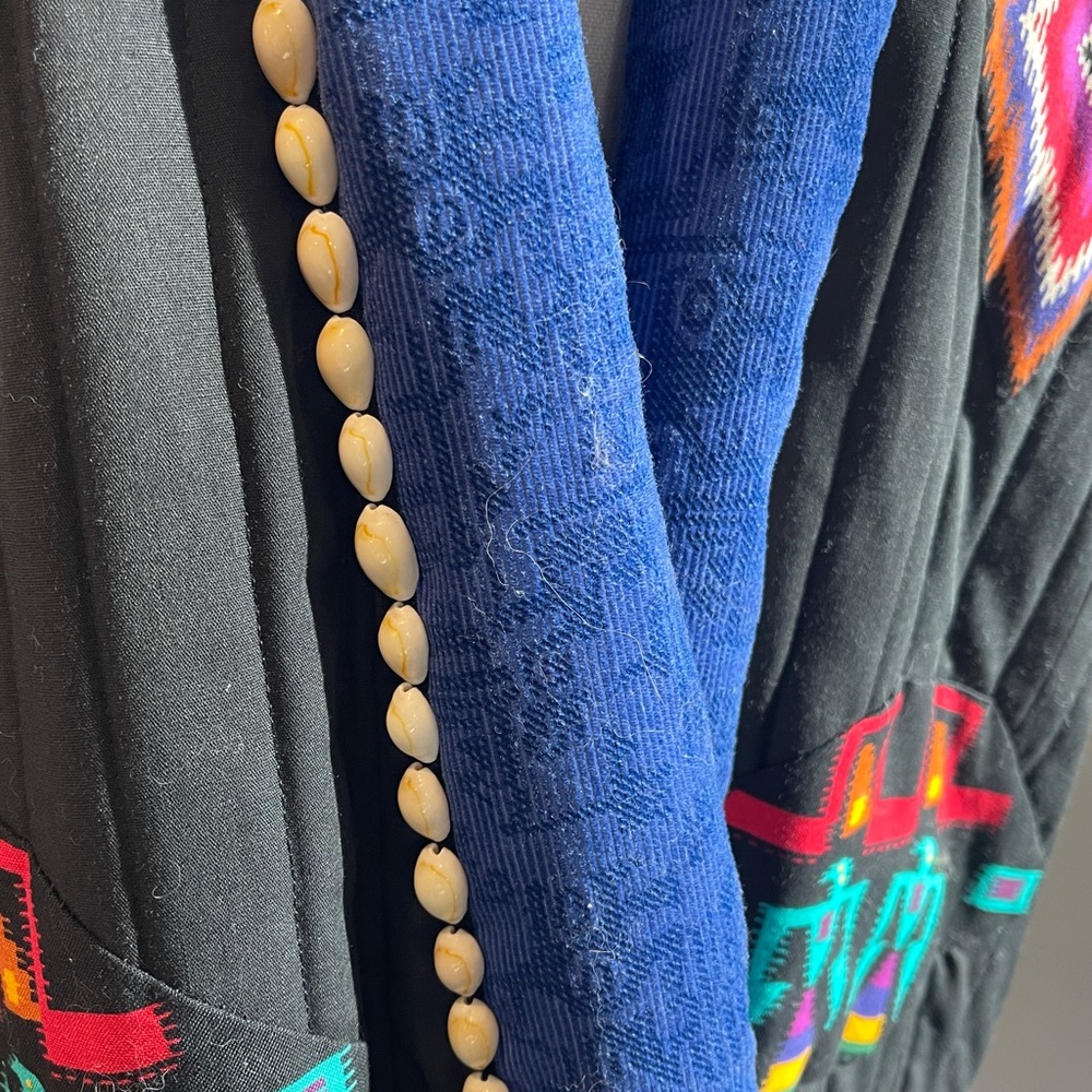 OS Boho Quilted Embroidered Coat - Picture 9 of 13